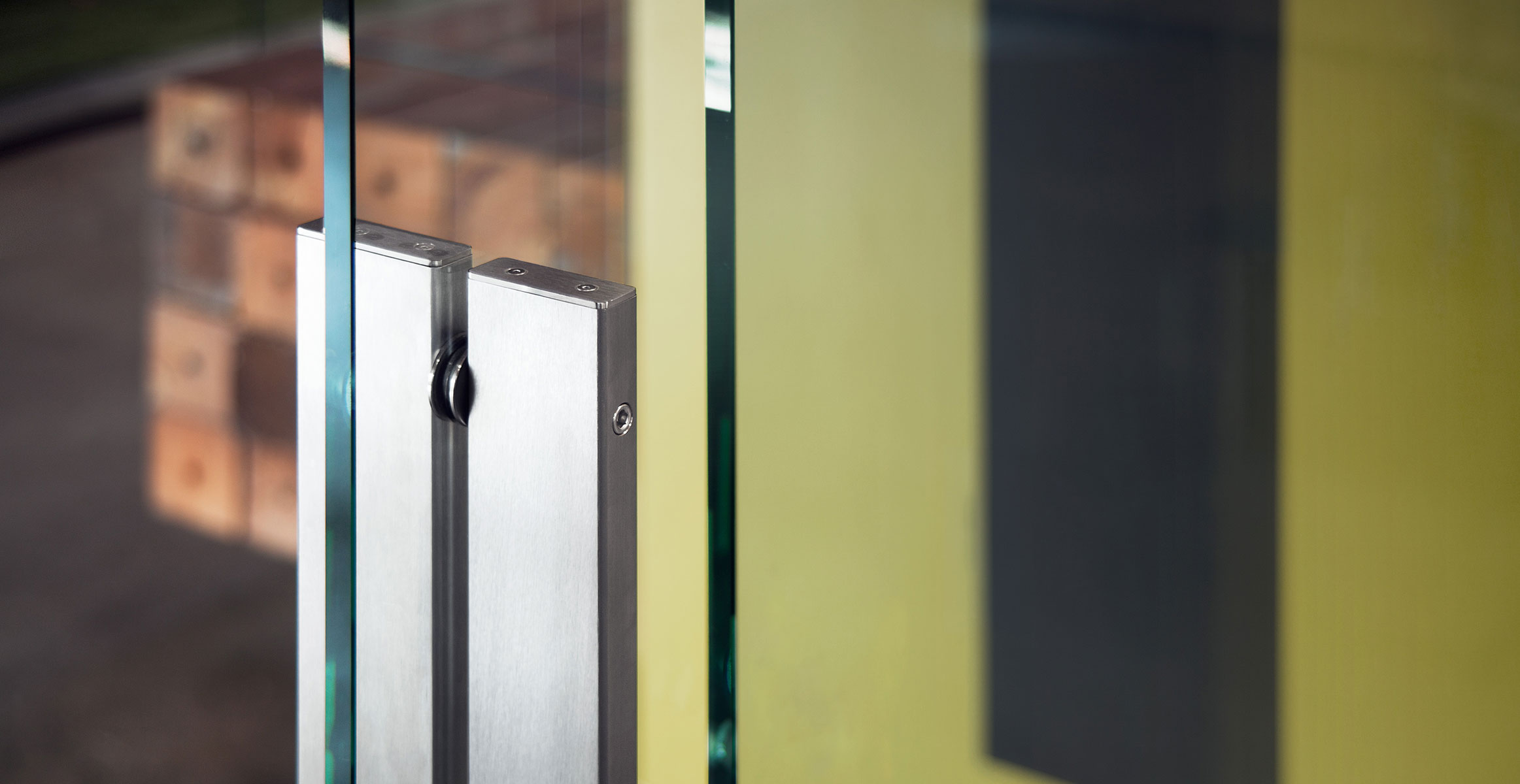 Stainless steel door pull for glass door