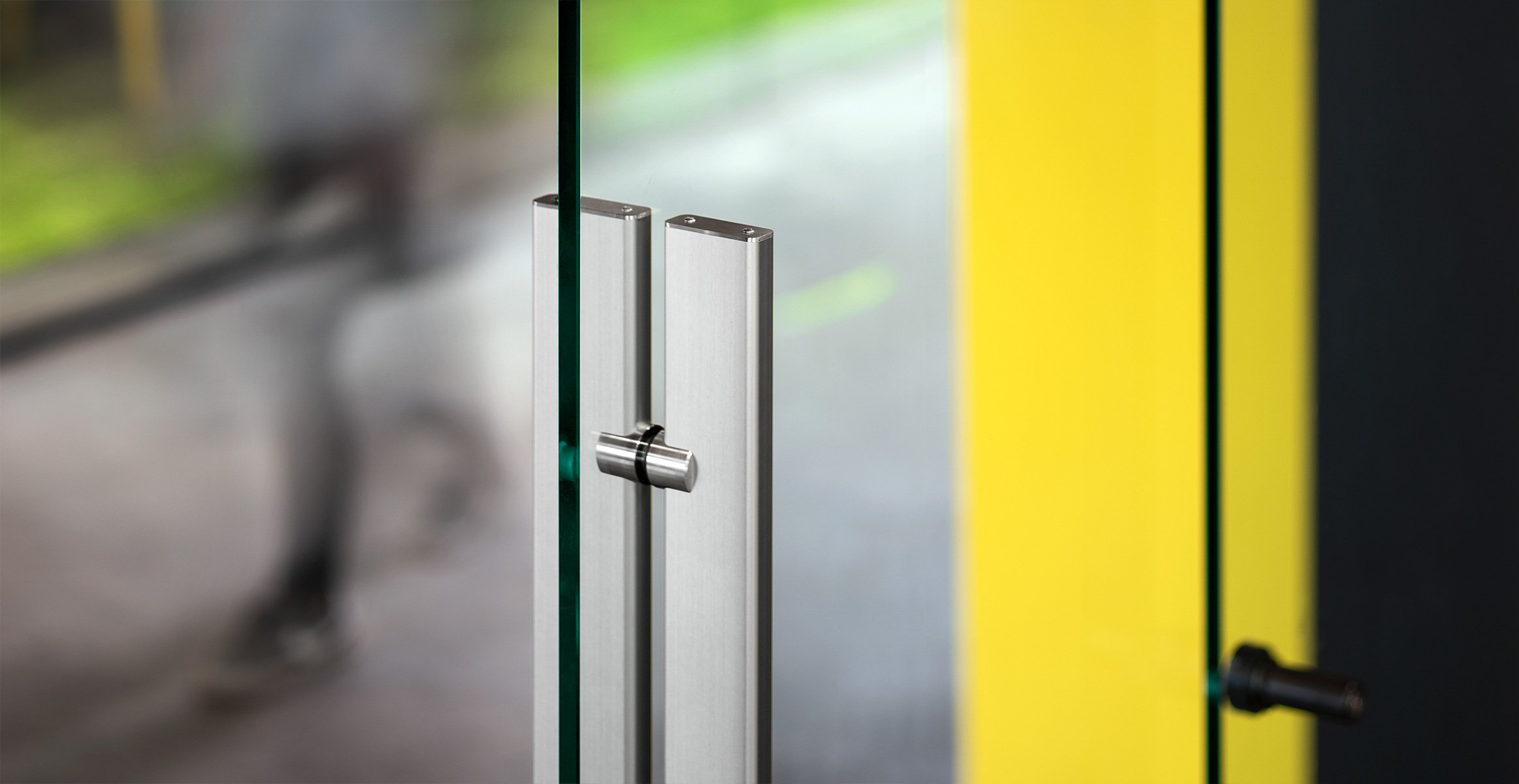 Stainless steel door pull for glass door