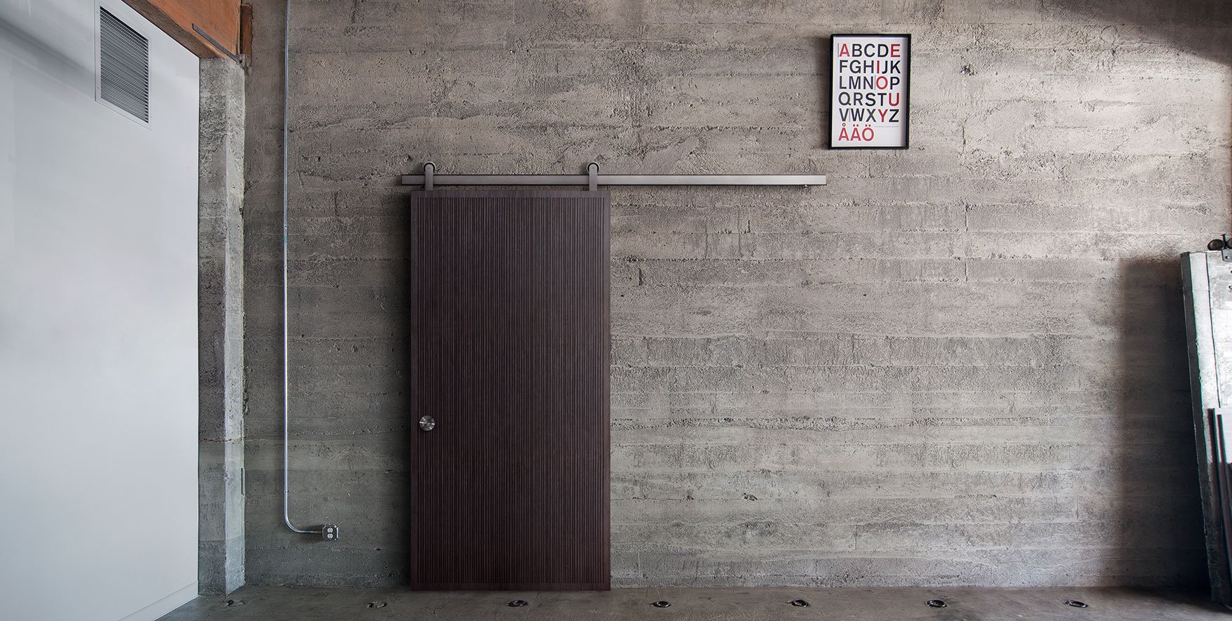 Krownlab-Ragnar-modern-heavy-duty-sliding-barn-door-hardware